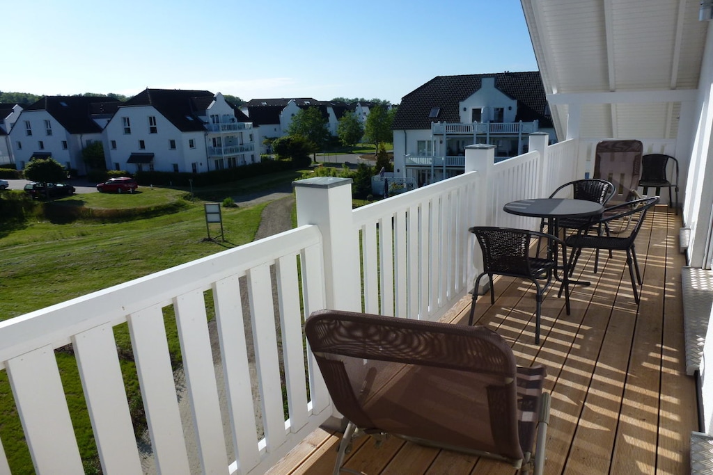 Charming apartment on the Baltic Sea with balcony.