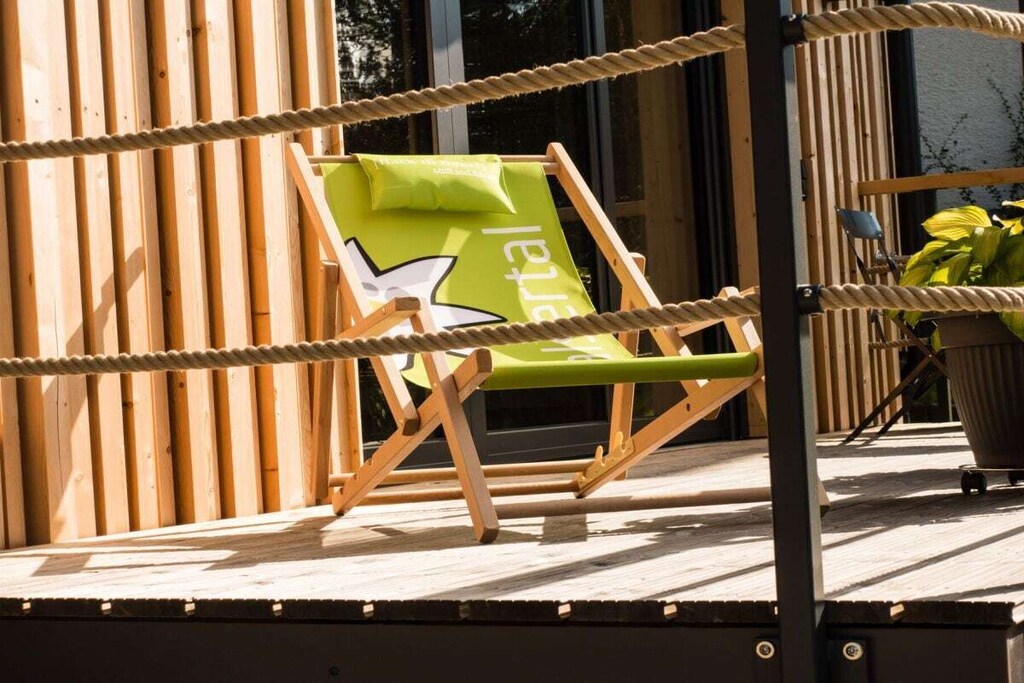 Beautiful, spacious holiday apartment with lots of comfort. Perfect living environment thanks to the use of natural building materials. Feel-good atmosphere right from the start!