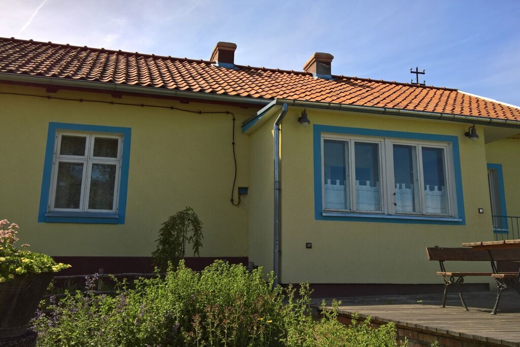 Exterior Summer