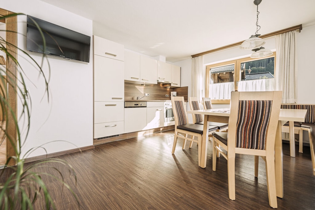 New Apartment Aschenwald quiet and sunny central location