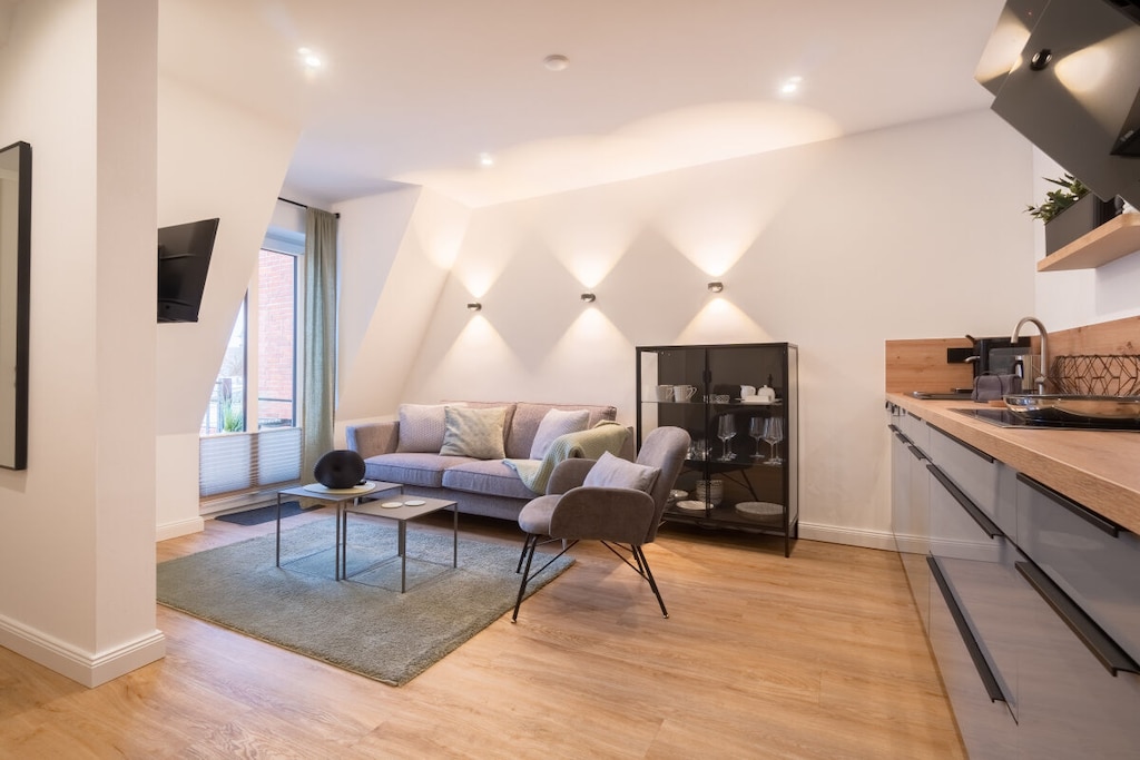 Romantic holiday home with storage