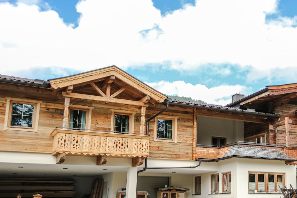 Our holiday apartment is lovingly furnished with a visible old wooden roof and a pine bedroom. Simply the perfect place to unwind!