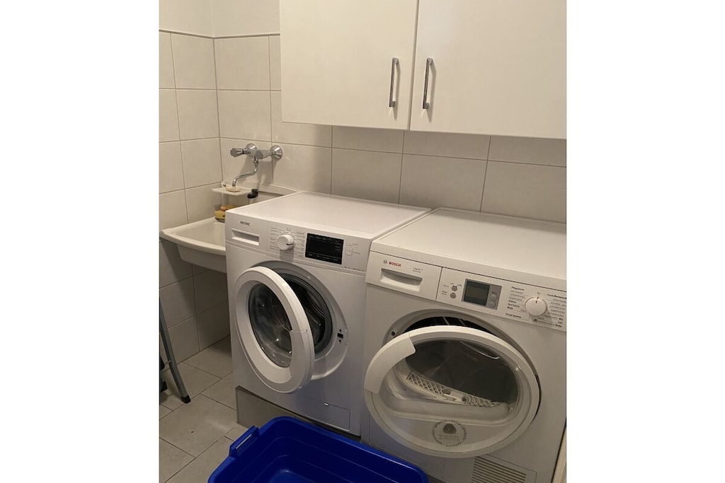 492249-Nicht zugeordnet