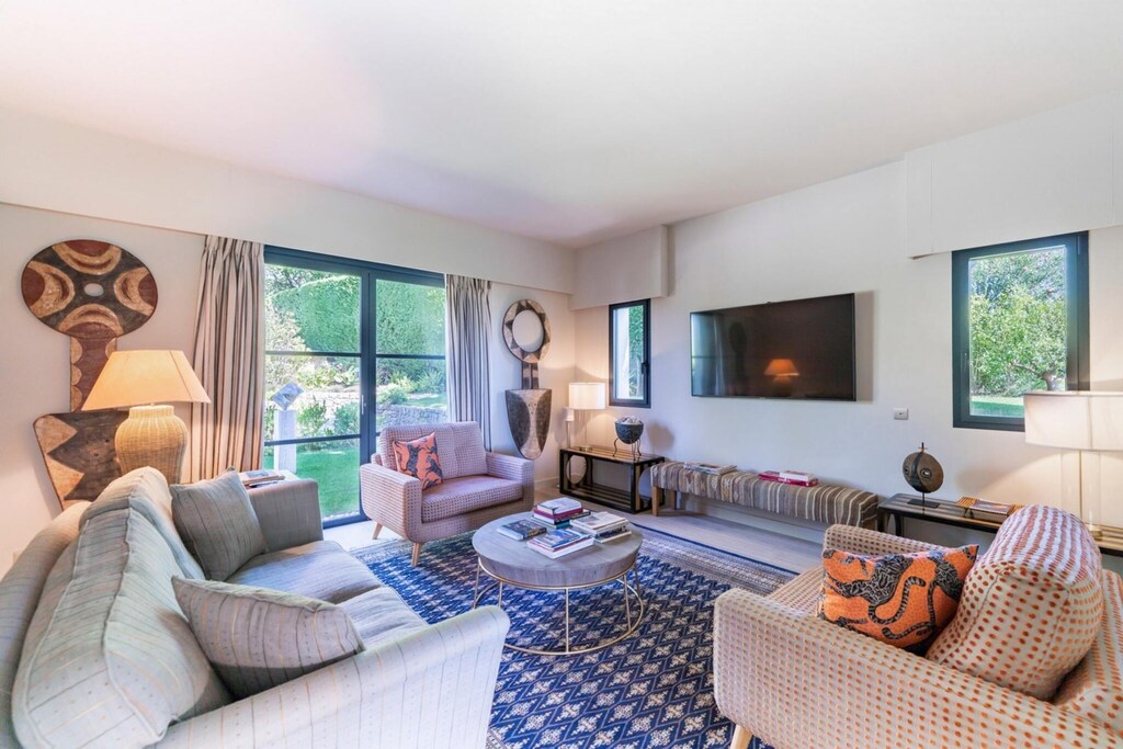 Picture of property.name