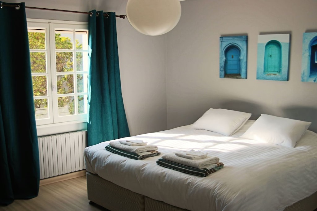 Bed Room