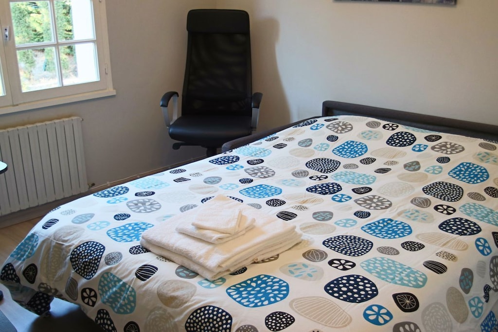 Bed Room