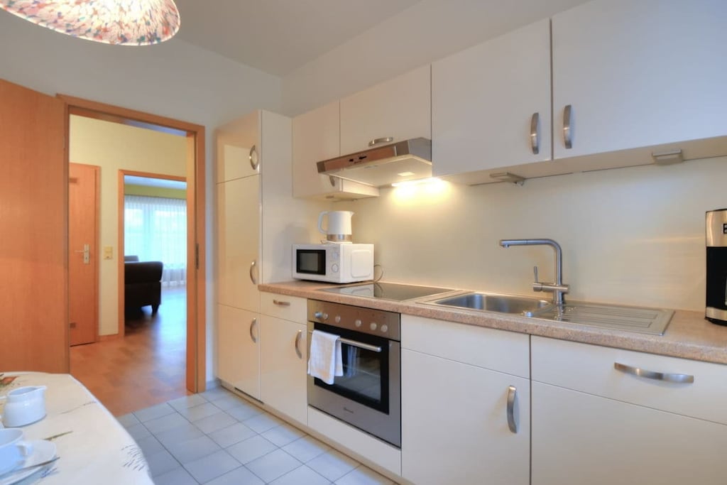 at the golf course F 19 E Comfortable holiday residence