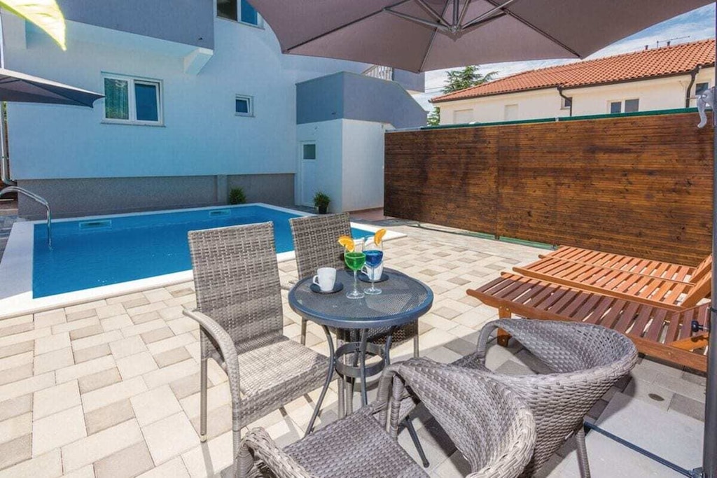 Bianca Comfortable holiday residence