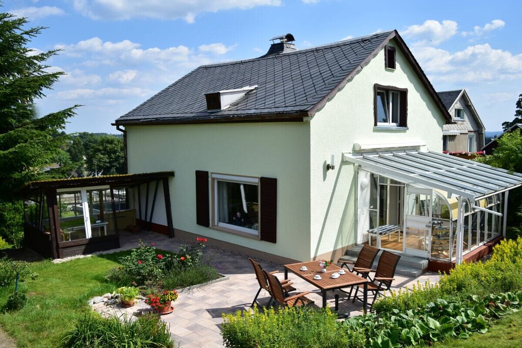 Landhaus Hanna Comfortable holiday residence