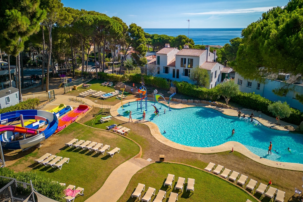 Camping Interpals- Bungalow Sa Riera