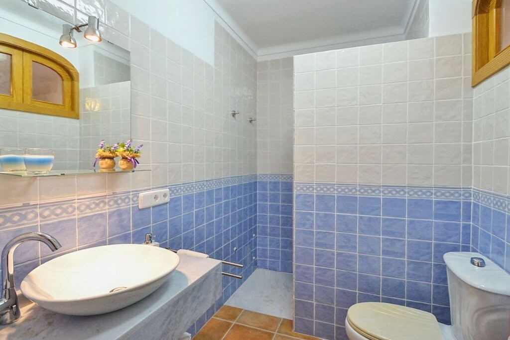 Picture of property.name