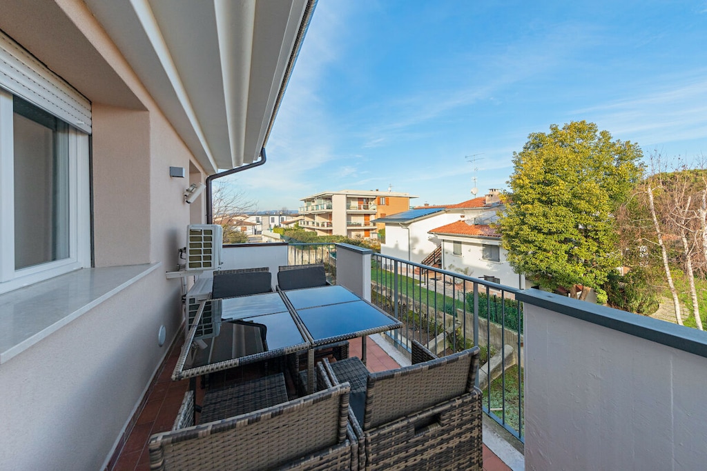 Ground floor: (Living room(single sofa bed, TV), Kitchen(electric kettle, toaster, oven, microwave, dishwasher, fridge, freezer), bedroom(double king size bed), bathroom(shower, hairdryer))\n\nInternet access, washing machine, garden(garden furniture, swimming pool), ironing board, iron