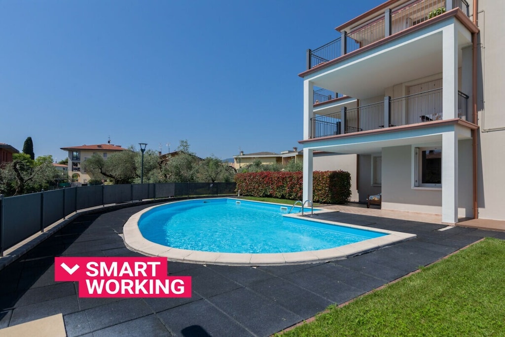 Ground floor: (Living room(TV), Kitchen(hob, electric kettle, toaster, microwave, dishwasher, fridge, freezer), bedroom(double king size bed), bedroom(double king size bed), bathroom(shower, hairdryer))\n\nInternet access, washing machine, terrace, garden(garden furniture, swimming pool), iron