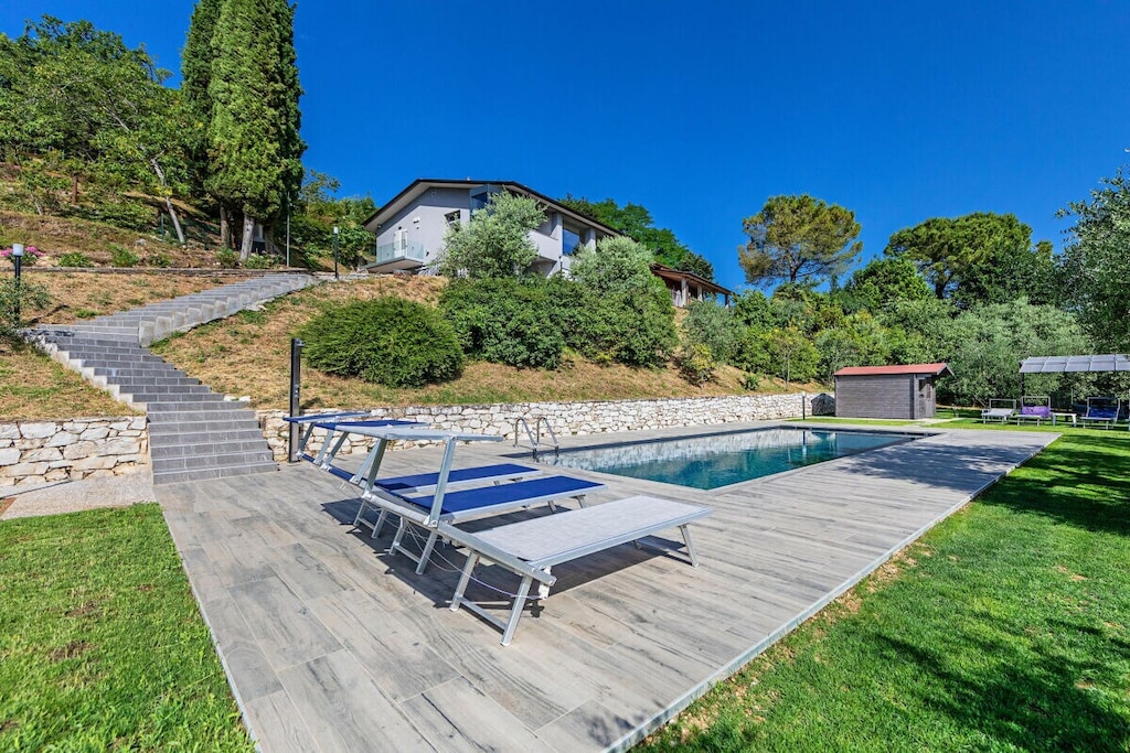 Castelletto 1 Comfortable holiday residence