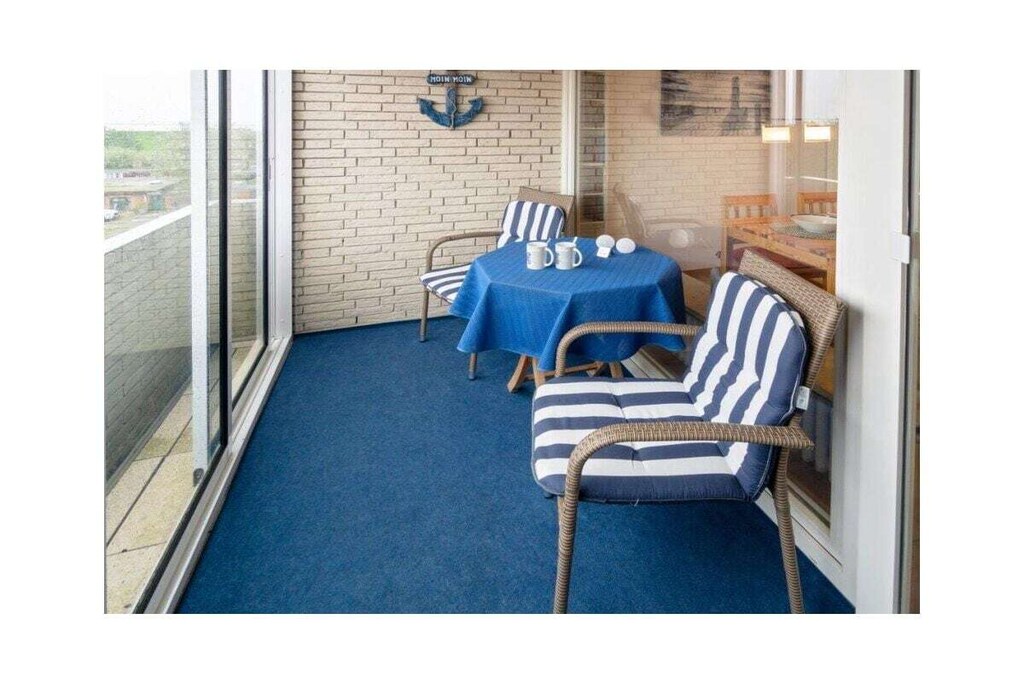 Holiday apartment sea view