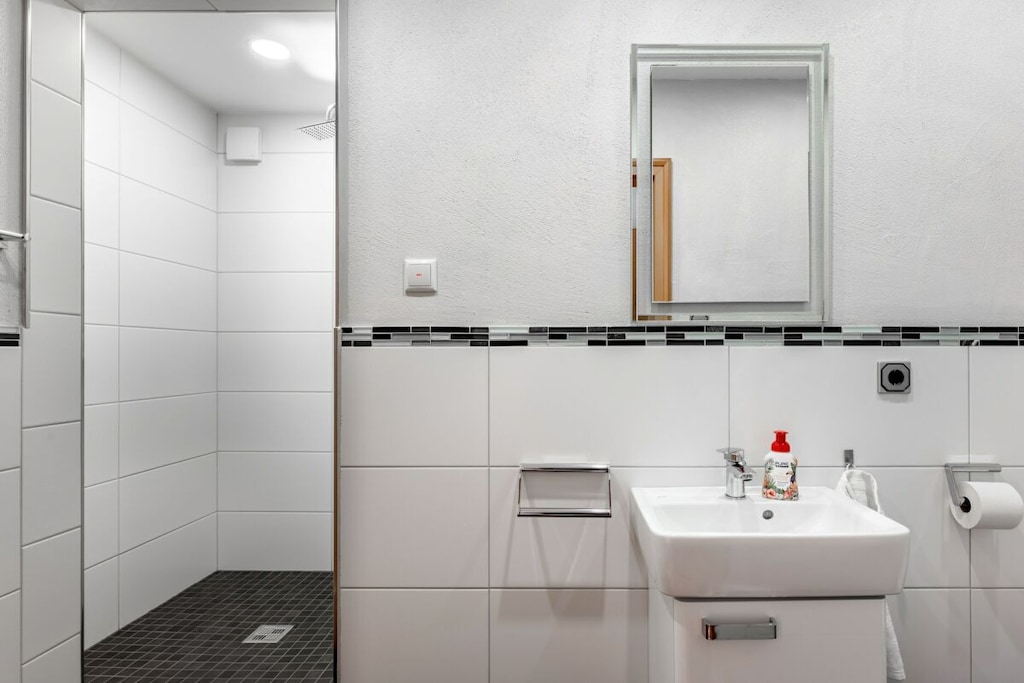 373987-Nicht getaggt