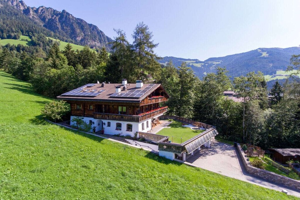 Welcome to Landhaus Alpbach!
As a guest in our Landhaus Alpbach you can enjoy wonderful holidays in a very special environment. Alpbach is considered the most beautiful village in Austria and is widely known for its traditional architectural style and the houses decorated with wonderful flowers.
Our Landhaus Alpbach is in a very sunny and quiet location, approx. 650 m from the center of Alpbach, with a wonderful panoramic view of the Wiedersbergerhorn and the Galtenberg.
We look forward to seeing you....
Your family Daxenbichler