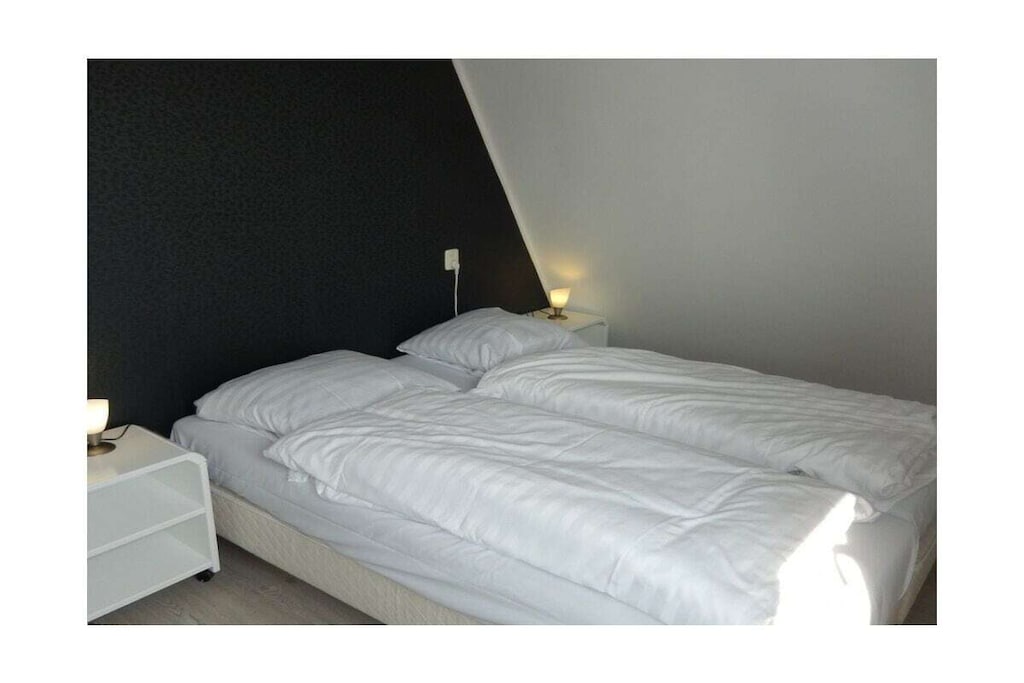293574-Nicht getaggt