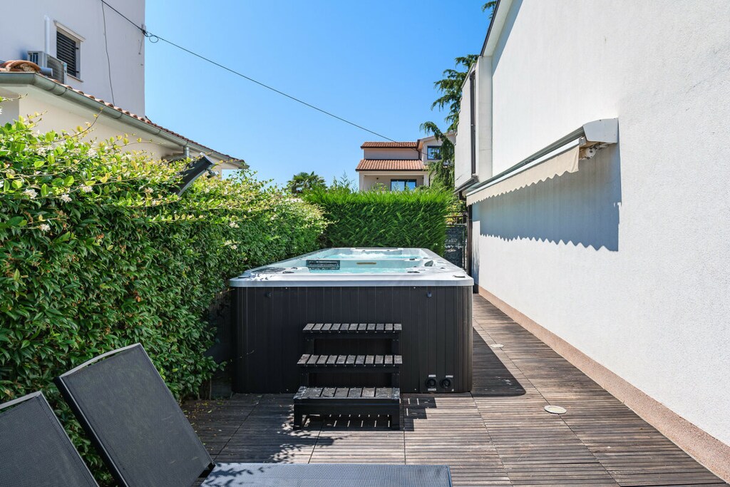 Villa in Porec with swimming pool