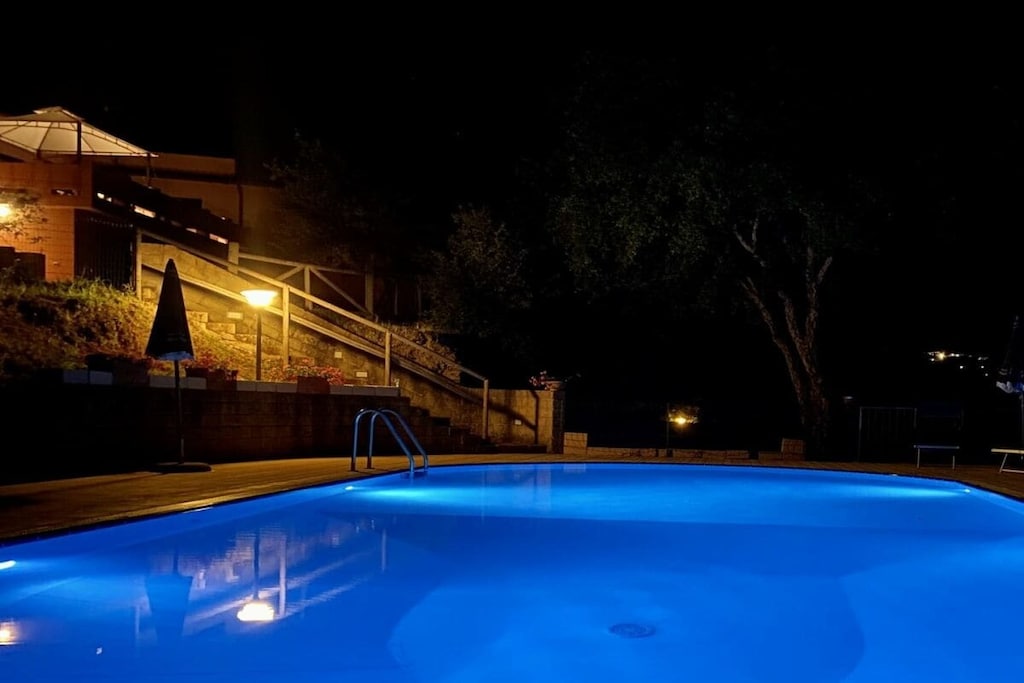 The property consists of five newly built, finely furnished apartments in a two-level building. It can accommodate two to seven people. Located about 750 meters from Naregno beach and about 1.5 km from the center of Capoliveri, the property, with ample outdoor space, is fully fenced and features numerous green areas where you can enjoy Mediterranean flora. Whether you want to spend your holidays with your family... with your friends... waking up in the morning to the sound of birdsong... savouring the scent of nature... the Sera and Mattino apartments were built especially for you. When you don't want to be on the beach, you can stay comfortably at home sunbathing, relaxing under a plant, letting the breeze caress your skin, or enjoying a refreshing cocktail by the pool.
Sera e Mattino is a small residential complex with a total of five two- and three-room apartments. Sera e Mattino is located in Naregno, a town east of Capoliveri on the Bay of Porto Azzurro.
The three-room apartment is located on the upper floor and features two double bedrooms, a kitchen-living room with a double sofa bed, a bathroom, and a large, furnished terrace. From here, you can enjoy sweeping views across the island of Elba and its Mediterranean vegetation. In the evening, you can end the day comfortably with a glass of wine and, with a little luck, under a starry sky. The interiors are pleasantly furnished and modern.
The complex is nestled within a large property. A large pool is available to guests; there are plenty of sun loungers and umbrellas. Kitchen-living room: kitchenette with 4-burner stove, refrigerator-freezer; dining table, satellite TV
2 double bedrooms
1 bathroom with shower/WC/bidet
Air conditioning
Terrace with garden table and chairs, sun loungers, and umbrella
Parking space
Sera e Mattino is located east of Capoliveri, approximately 750 meters from the popular beach of Naregno. The approximately 500-meter-long beach is sheltered in the bay of Porto Azzurro; its composition is sand and fine pebbles. The gently sloping beach is ideal for families with children. Services such as sun lounger and umbrella rentals are plentiful. Active vacationers appreciate the diving center and sailing school located here.
Porto Azzurro, with its marina, is located opposite the bay and is particularly worth a visit in the evening: here you can leisurely stroll along the harbor or enjoy the atmosphere with a glass of wine in the piazza.
Capoliveri, the picturesque mountain village, is only about 2 kilometers away. In the evening, the narrow streets fill up; local specialties can be enjoyed in the numerous restaurants. Small handcrafted shops offer a wide variety of goods. Capoliveri also has a well-stocked supermarket. Bed linen and towels are provided upon request, and pets are allowed only upon request. The pool is guaranteed to open from the end of May to mid-October. Please request confirmation before booking.