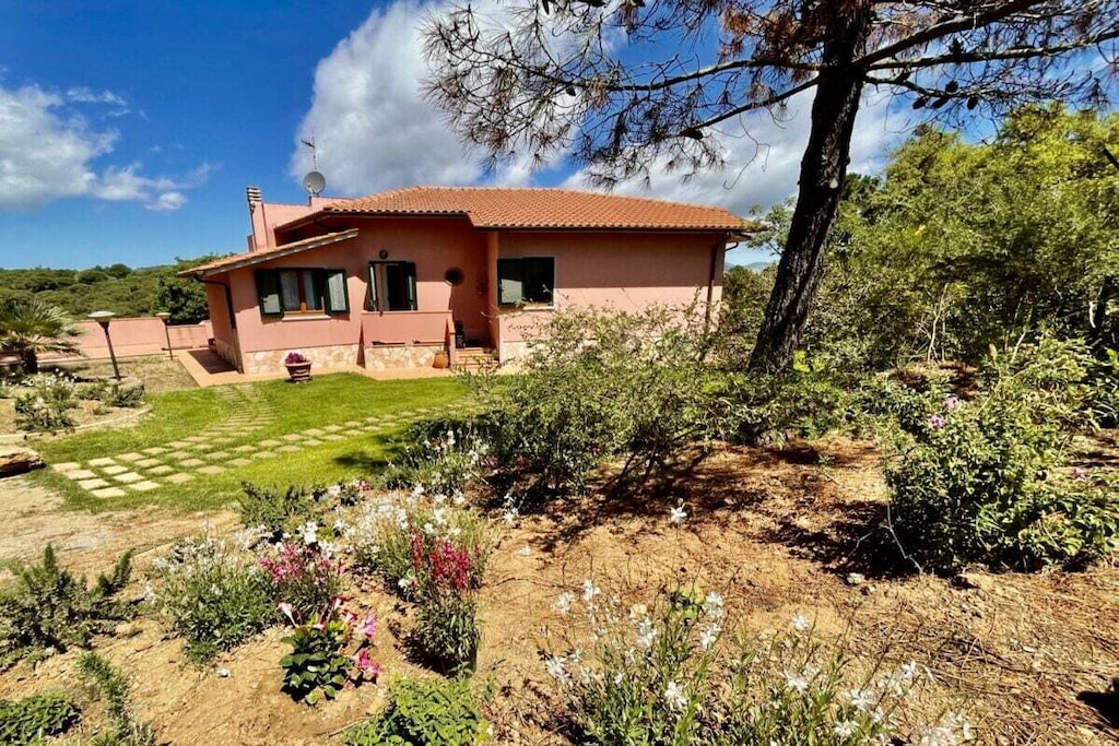 Apartment in Capoliveri with swimming pool