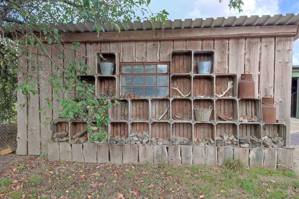 411191