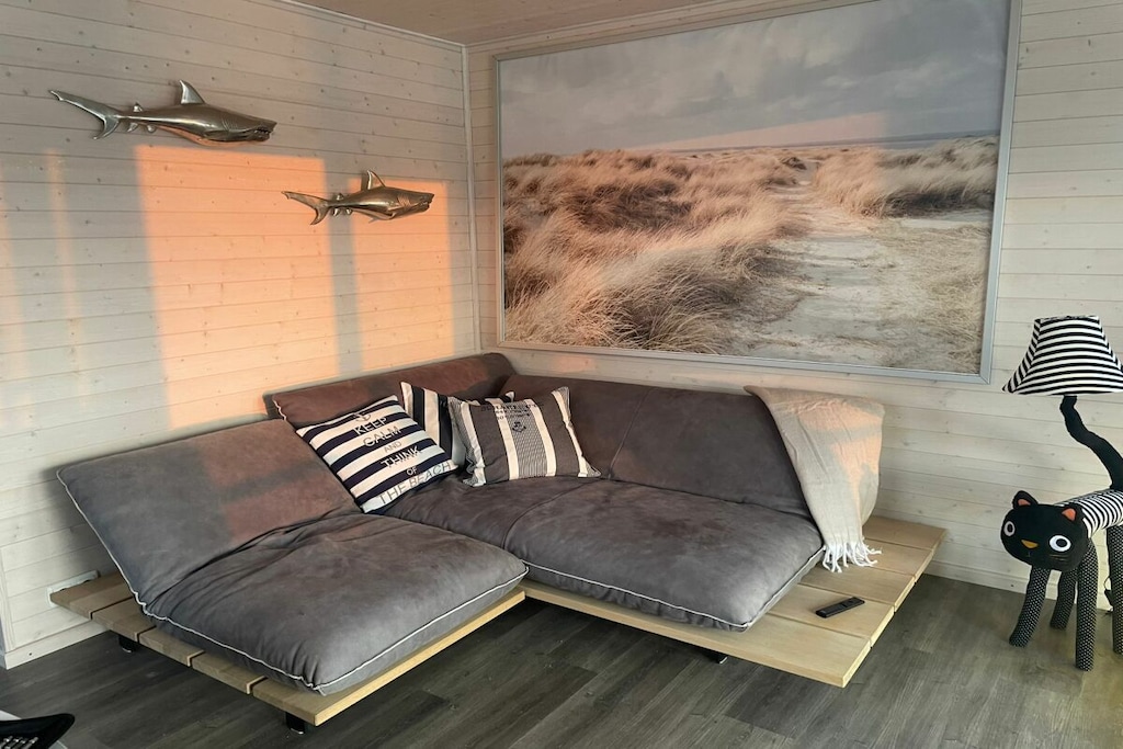 Houseboat in Stralsund with swimming pool
