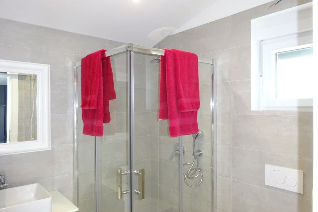 576975-Nicht zugeordnet