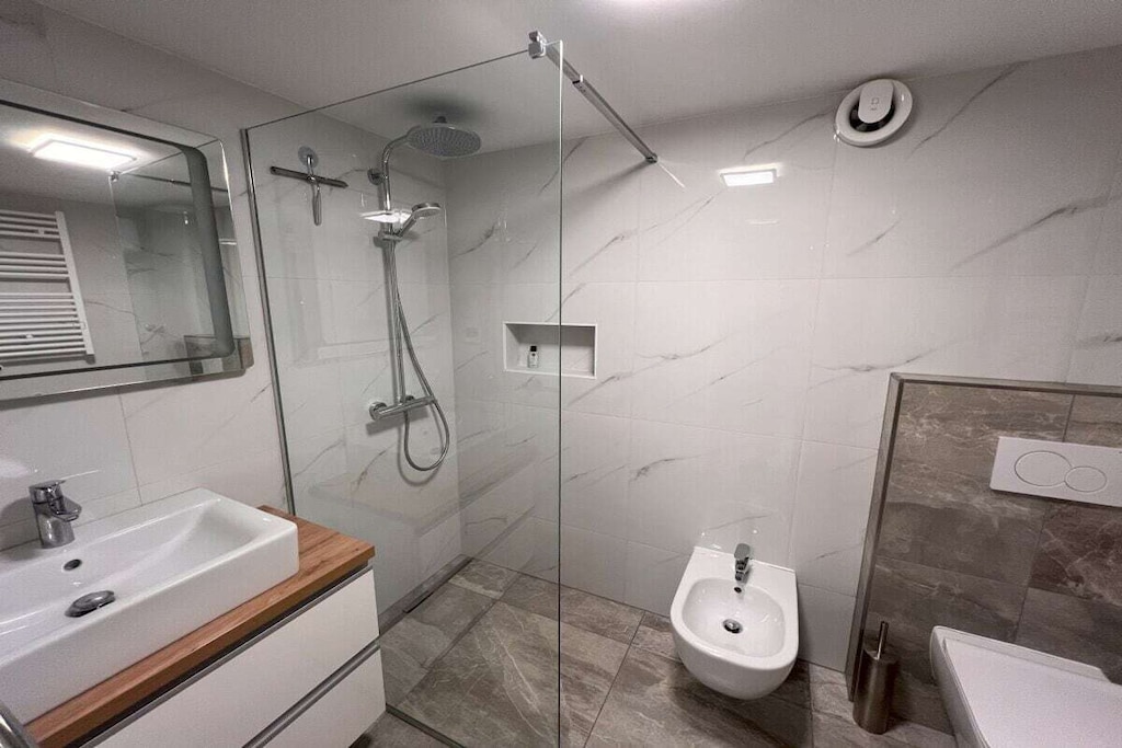 577025-Nicht zugeordnet