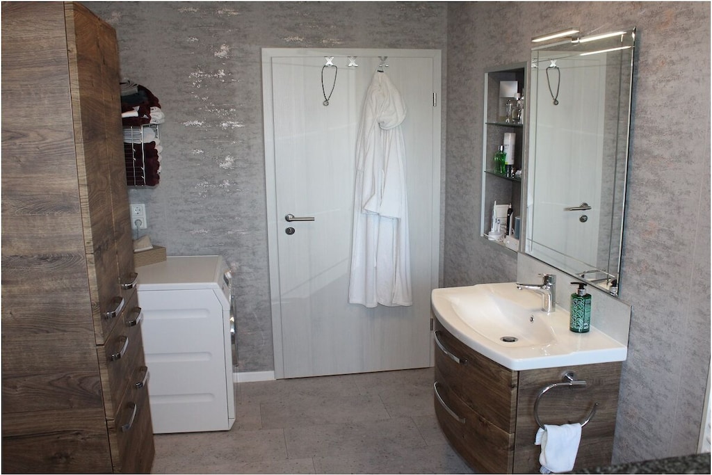 573123-Nicht zugeordnet