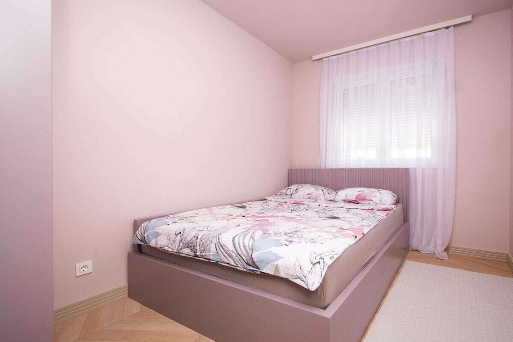 525645 - Non tagué