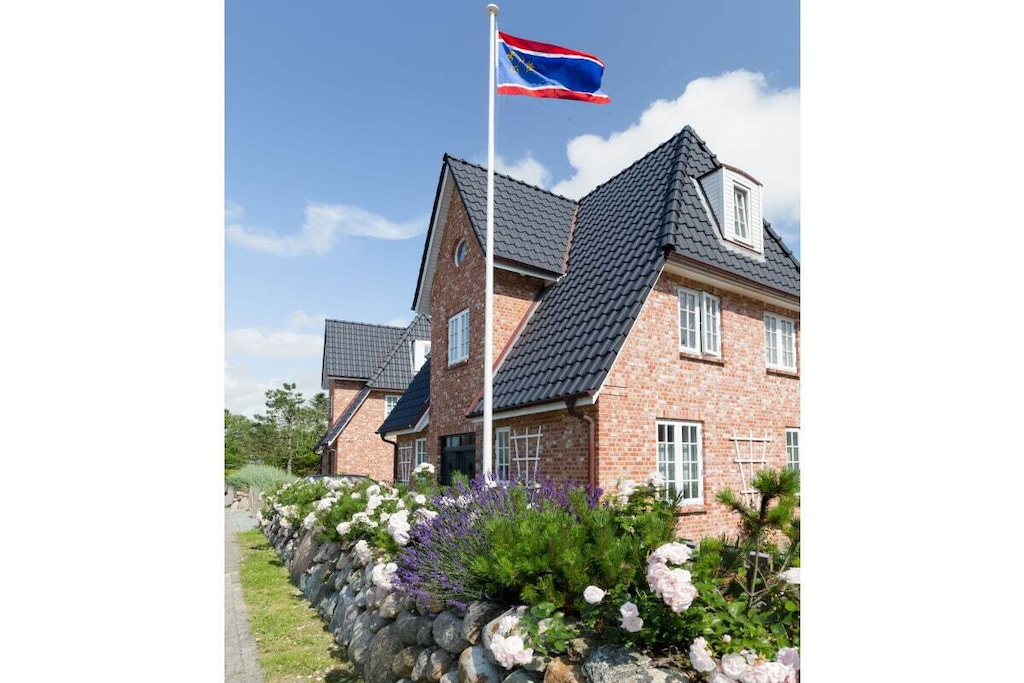Holiday home with 4 bedrooms