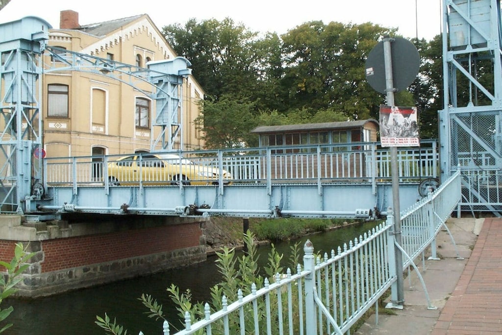 298479-Niet-getagd