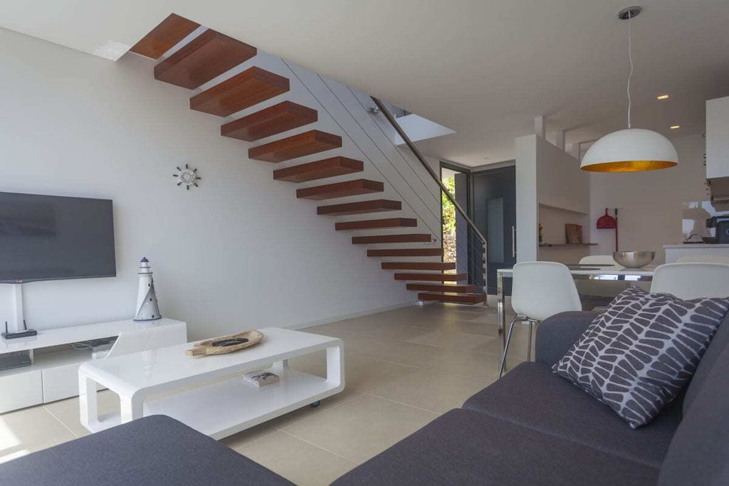 212098-Nicht zugeordnet