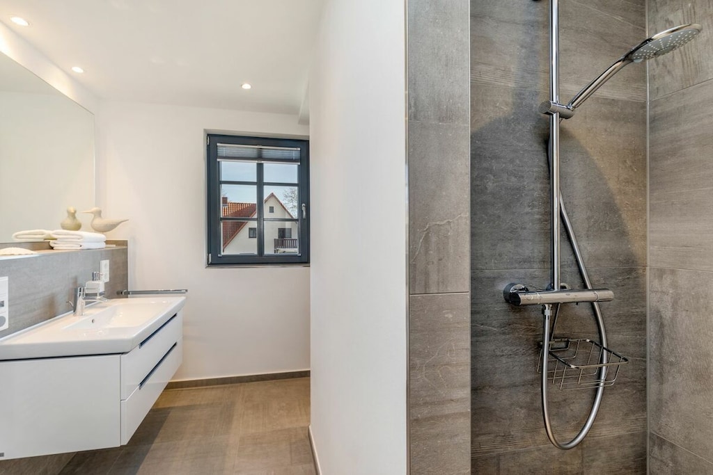 335737-Nicht zugeordnet