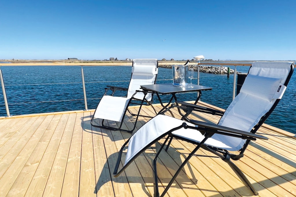 House Boat