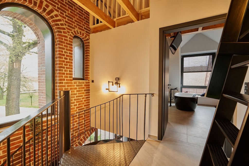 589878-Nicht zugeordnet