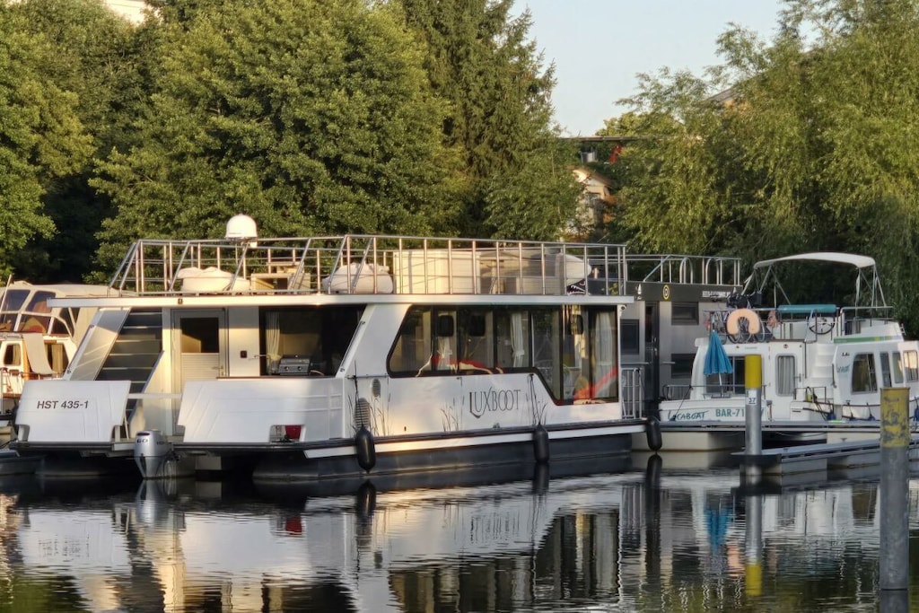 House Boat