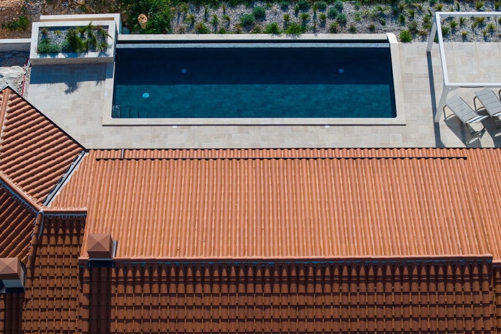Holiday home in Peruški with swimming pool