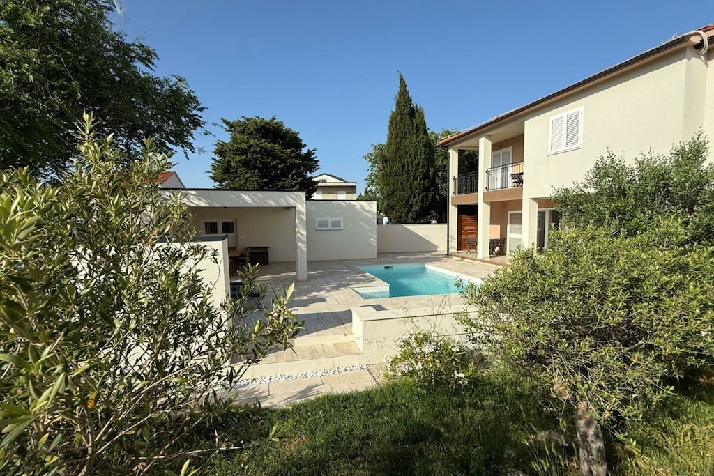 Holiday home in Murter with swimming pool