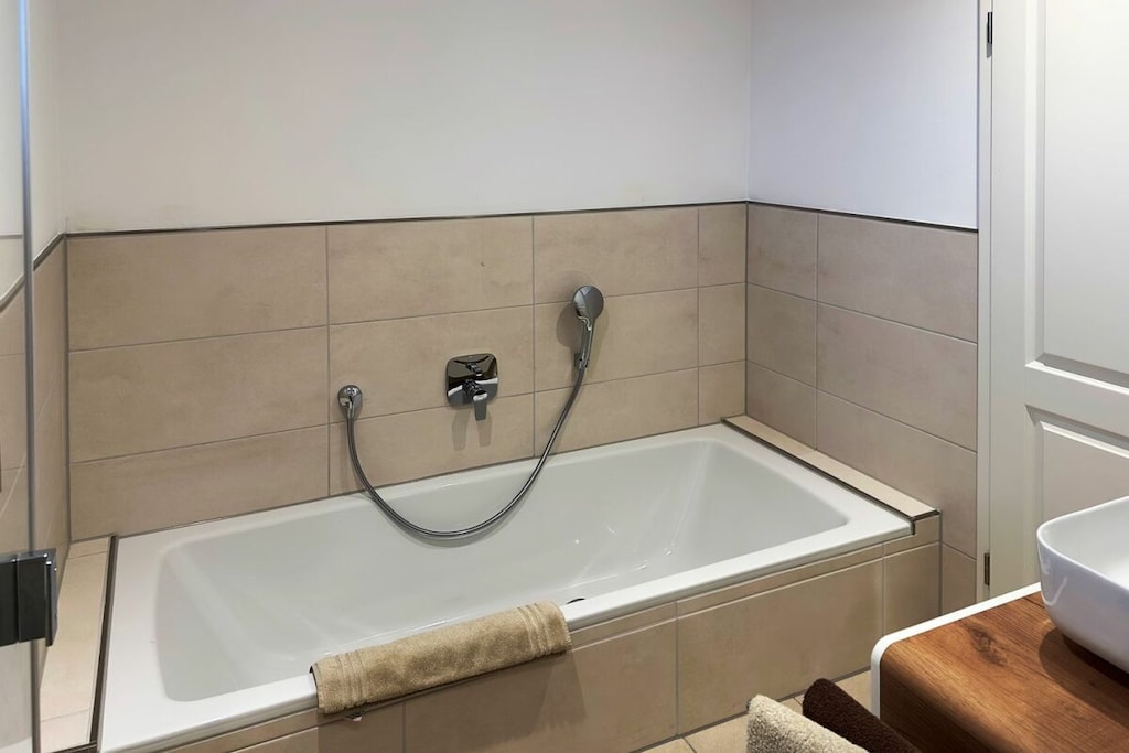 484256-Nicht zugeordnet