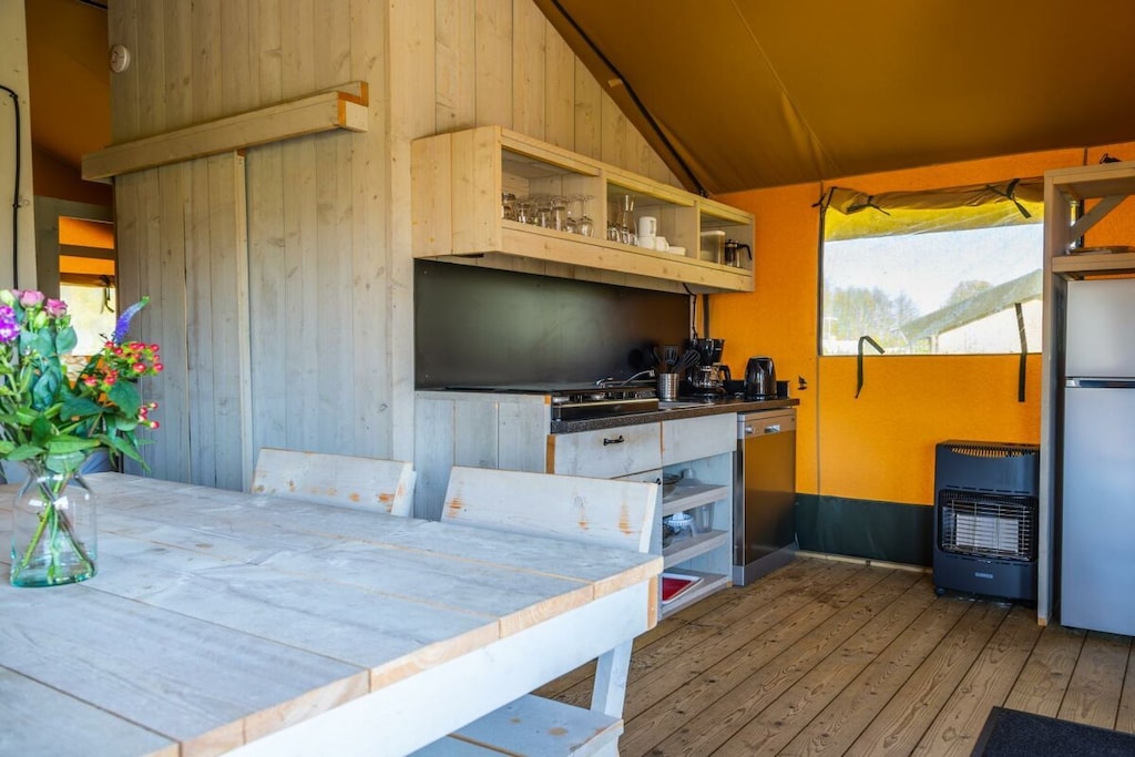 781492