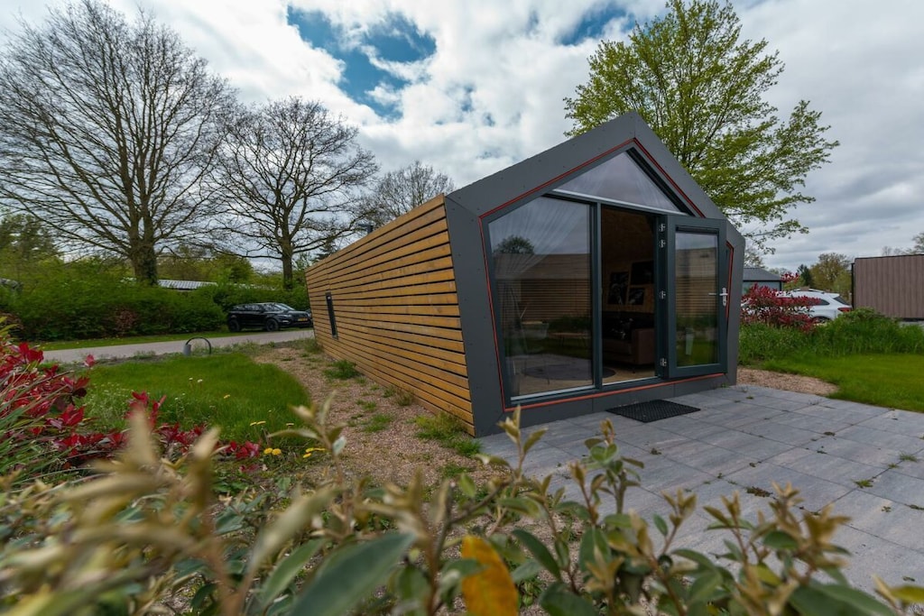 781909 - Non tagué