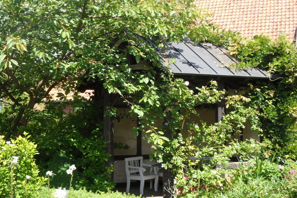 140745