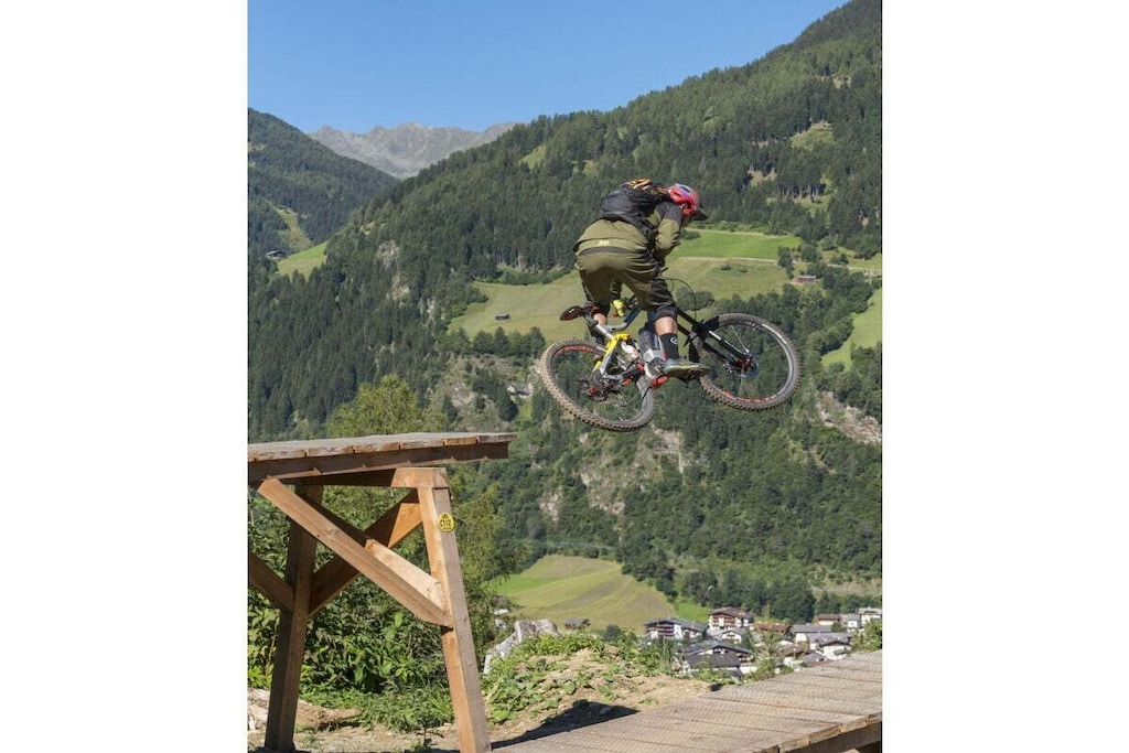 300403 - Untagged