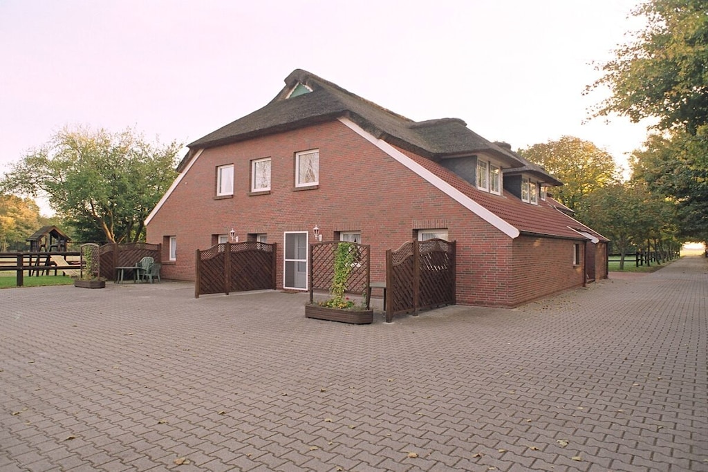 44195