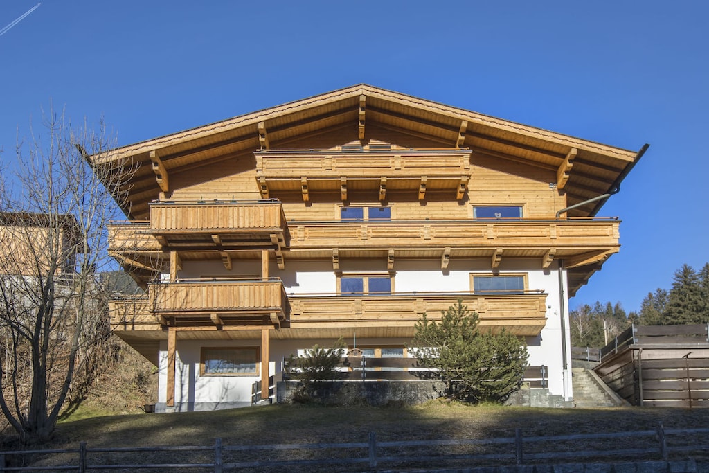 19699
