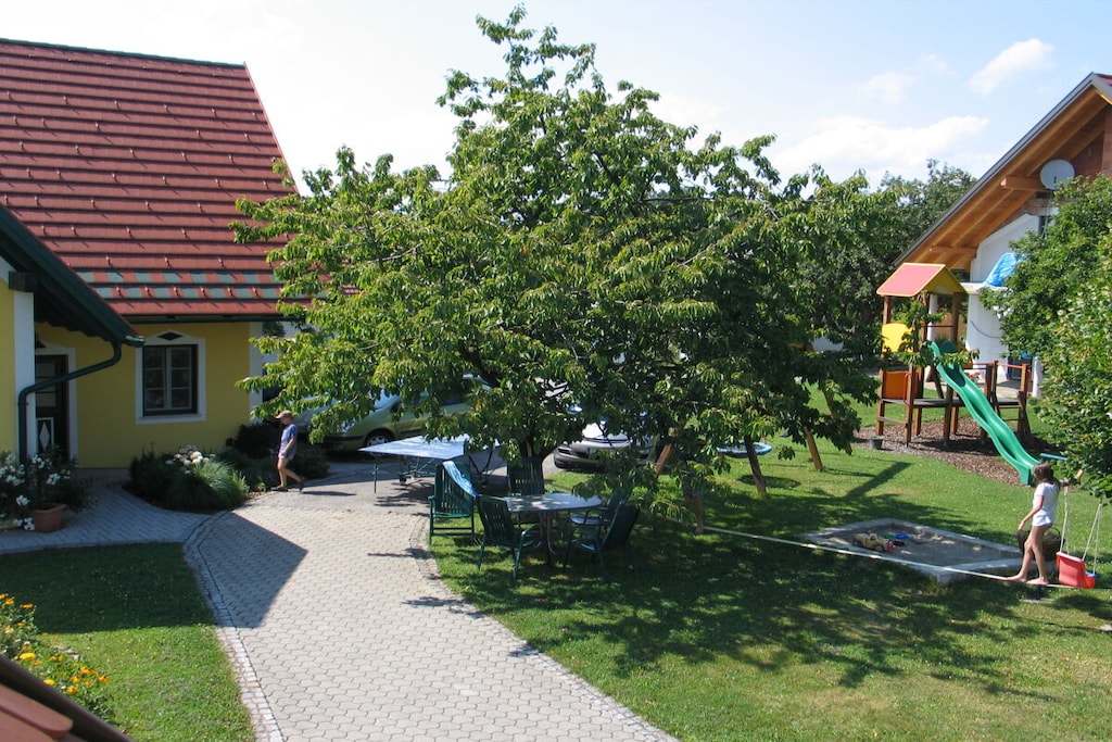 272012