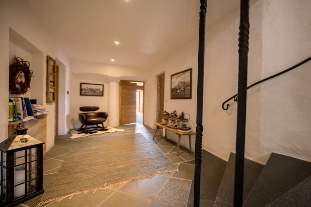 185606 - Untagged