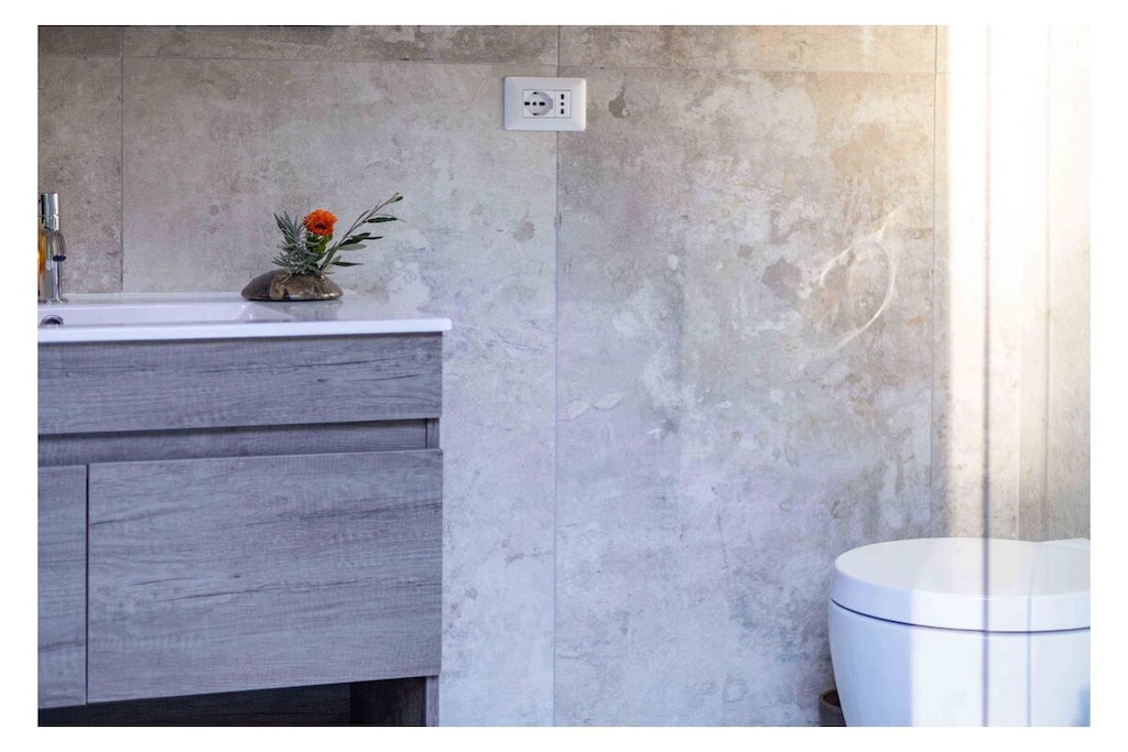 381071 - Untagged